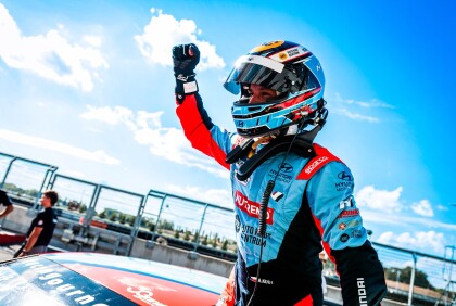 Janík Motorsport slaví na Slovakiaringu vítězství a double. O titulu rozhodne poslední závod