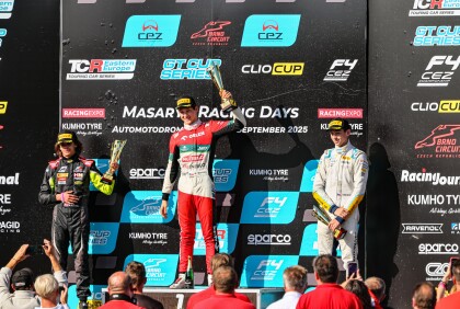 Junioři týmu Janík Motorsport bojovali v Brně o trofeje a body na třech frontách