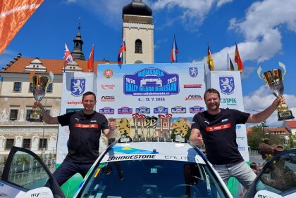 Posádka Žďárský – Nábělek vybojovala na Bohemia ECO Energy Rally hattrick a po čtyřech výhrách ze čtyř domácích soutěží míří za obhajobou titulu