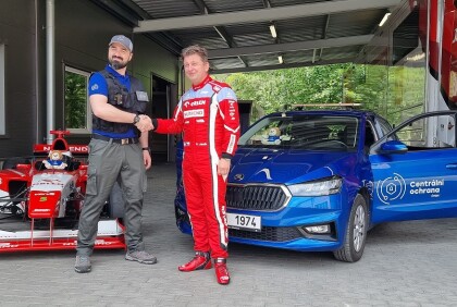 PŘEDSTAVENÍ NOVÉHO PARTNERA TÝMU JANÍK MOTORSPORT