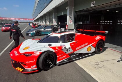 Tým Janík Motorsport na úvodním podniku MČR ZAV v Brně