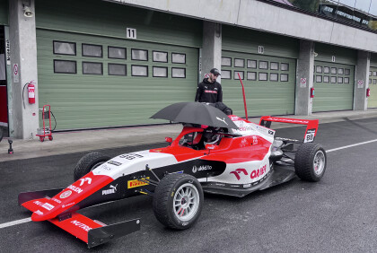Tým Janík Motorsport testoval s vozy Formule 4 na Masarykově okruhu